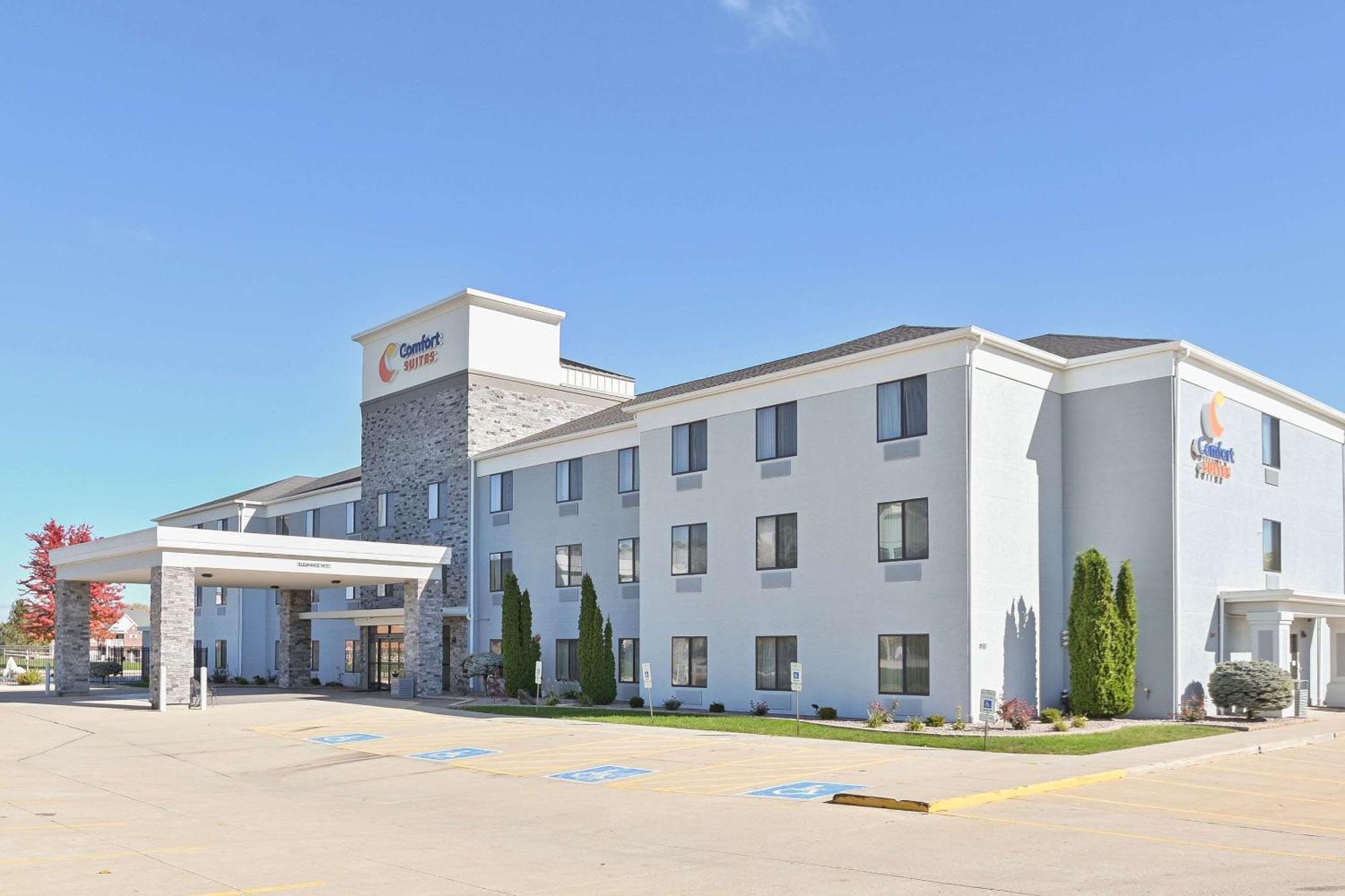 Comfort Suites Bloomington I-55 And I-74 Exteriér fotografie