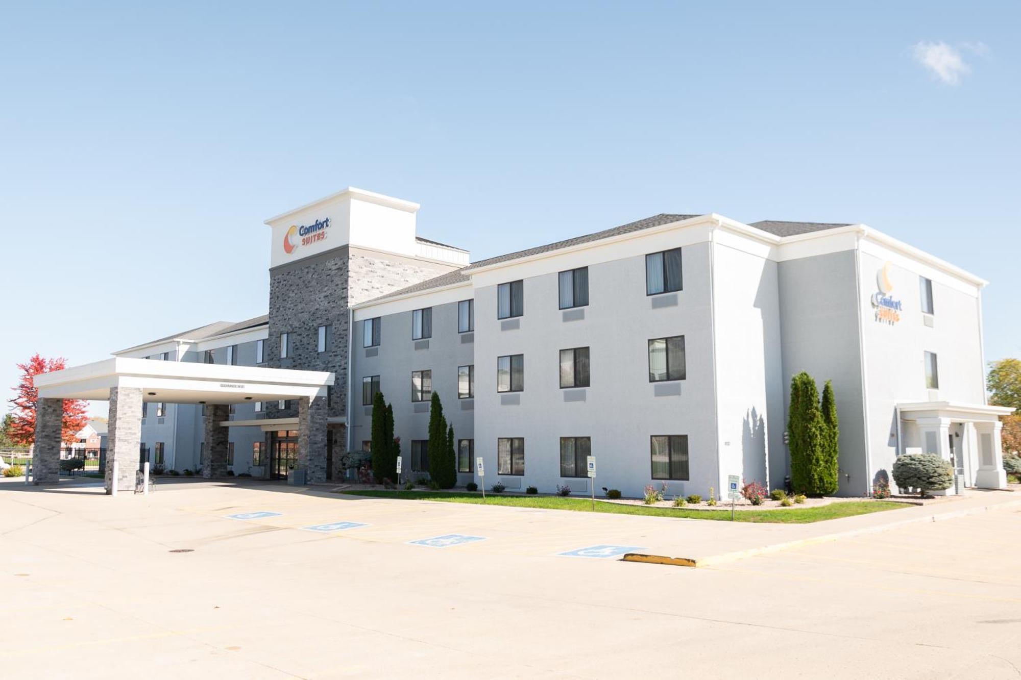 Comfort Suites Bloomington I-55 And I-74 Exteriér fotografie